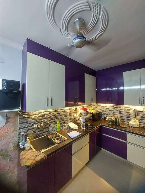 2 BHK Flat In Ekta Enclave, Peeragarhi Village For Sale  In Paschim Vihar