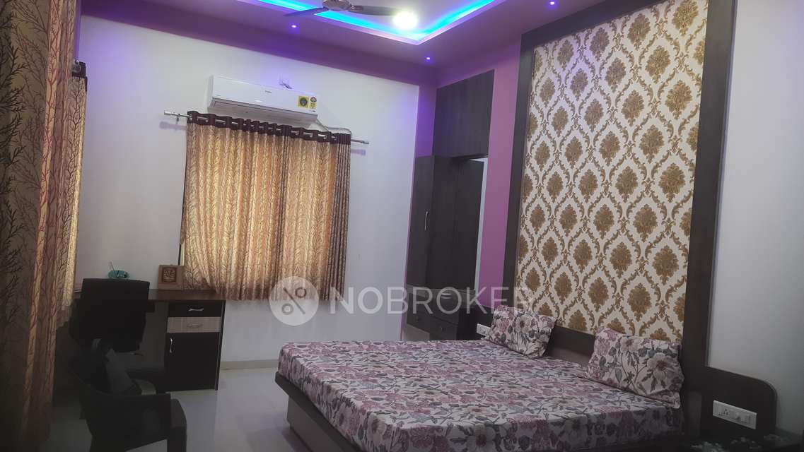 4+ BHK House For Sale  In Lohegaon