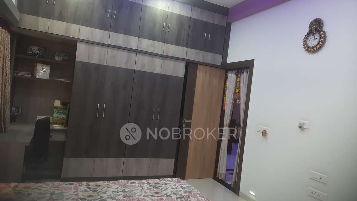 4+ BHK House For Sale  In Lohegaon