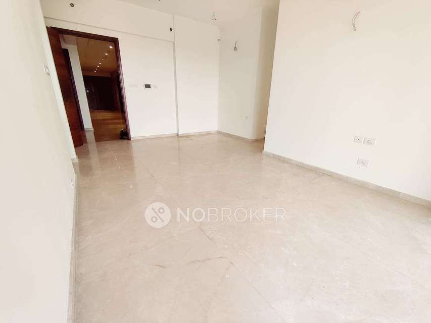 2 BHK Flat In Transcon Triumph  For Sale  In Andheri West