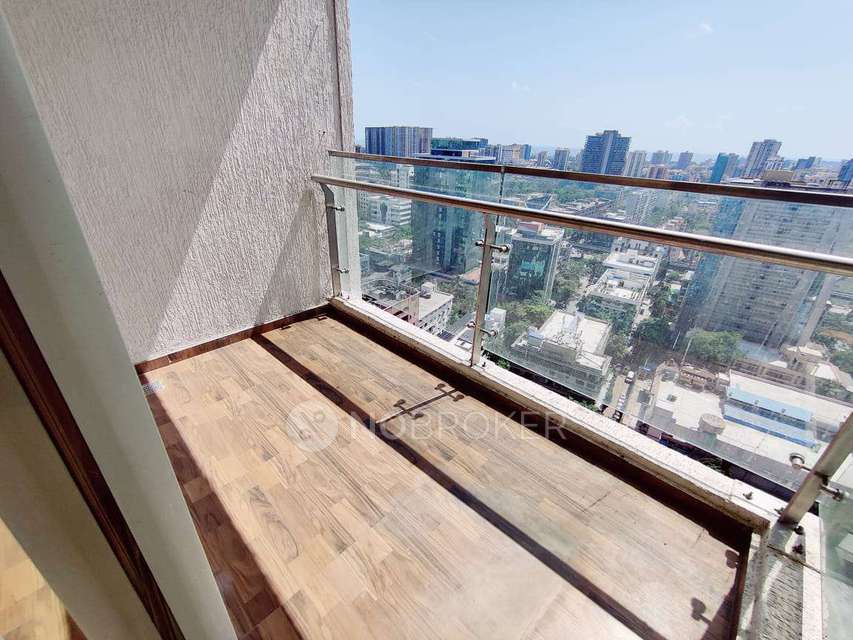 2 BHK Flat In Transcon Triumph  For Sale  In Andheri West