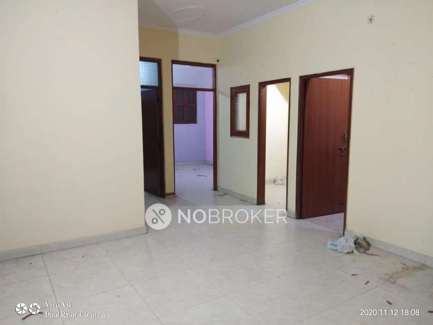 2 BHK Flat For Sale  In Dilshad Colony
