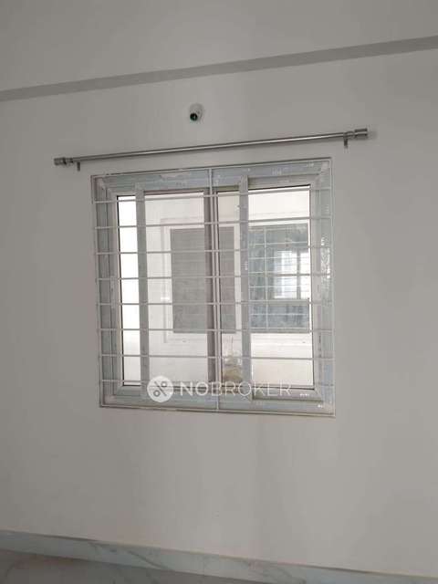 3 BHK Flat In Ramesh Plaza For Sale  In Mansoorabad