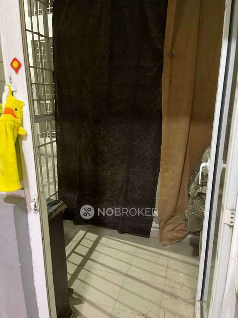 2 BHK Flat In Vvip Homes For Sale  In Gautam Budh Nagar