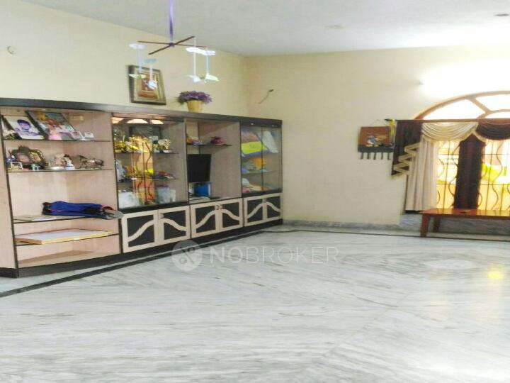 2 BHK Flat for Rent  In Valasaravakkam