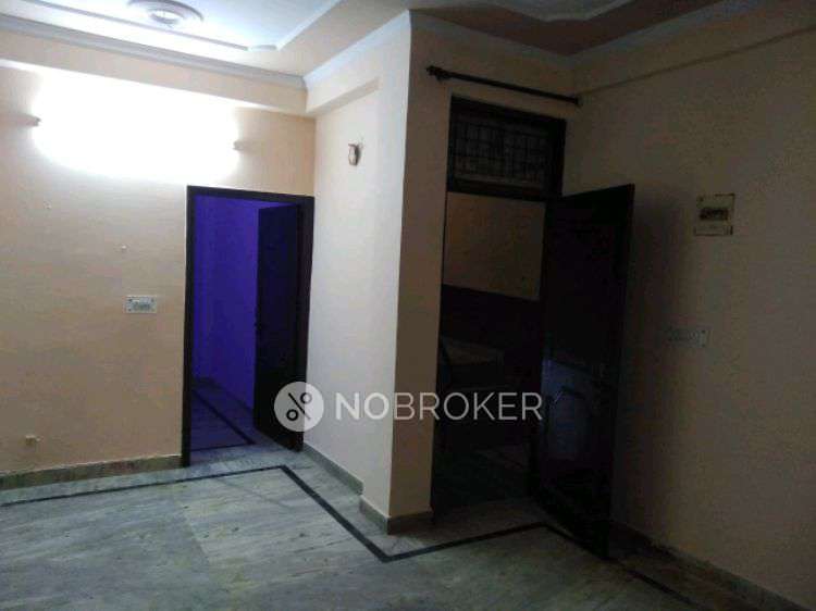 2 BHK Flat In Nandi Apartments, Vaishali Sector 4 for Rent  In Vaishali