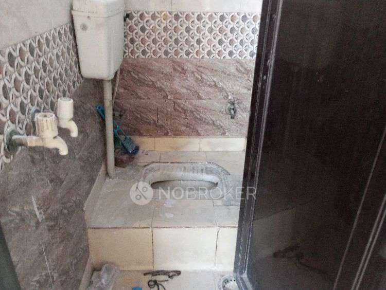 1 RK House For Sale  In Vinod Nagar East