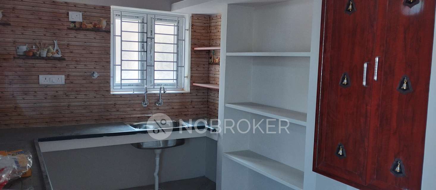 2 BHK House for Rent  In Sarojini Nagar, Kolathur