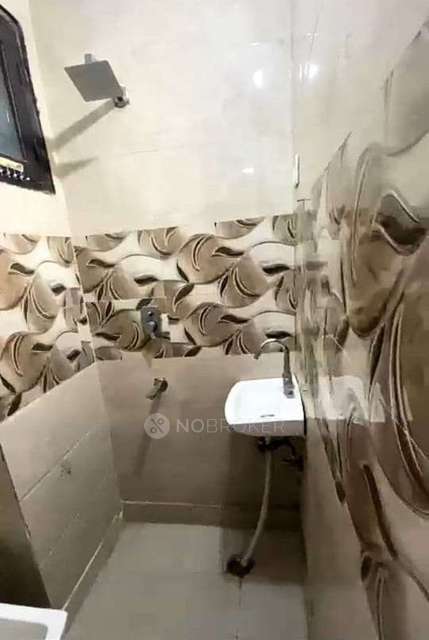 2 BHK Flat In Radhe Krishna Apartments For Sale  In Kakrola