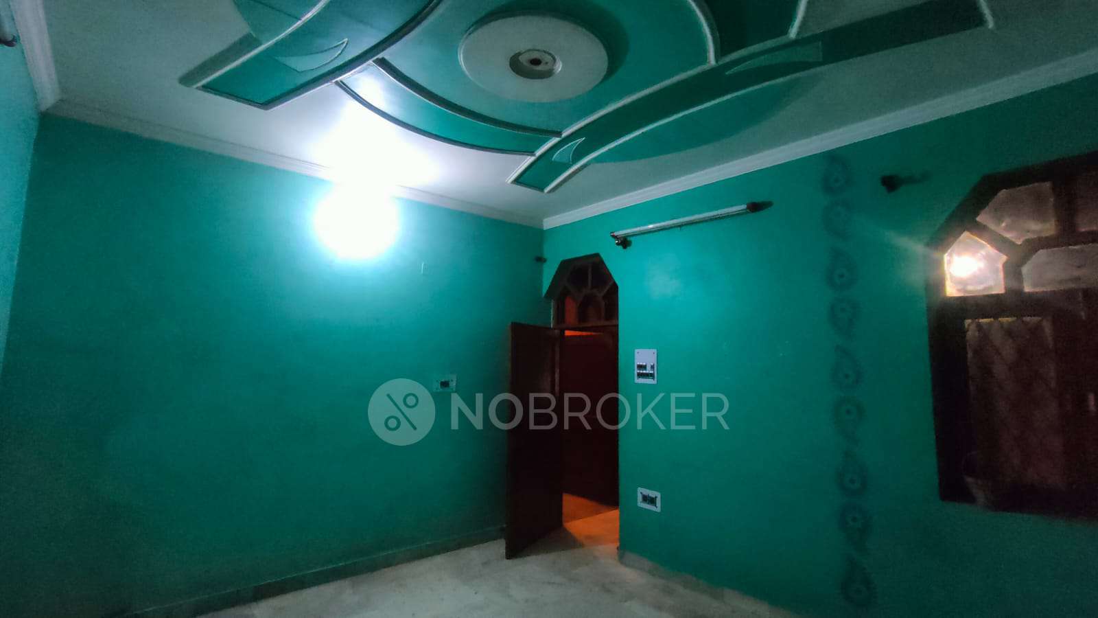 standalone building Durga Puri, Shahdara Rent WITHOUT BROKERAGE Semi