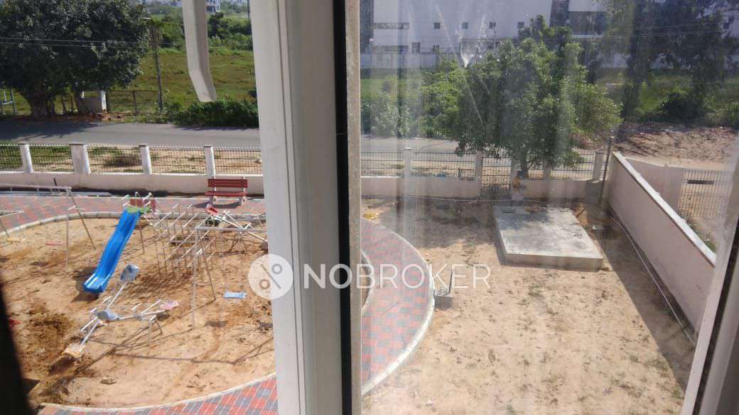 1 BHK Flat In Tnhb Lig Flat For Sale  In Sholinganallur