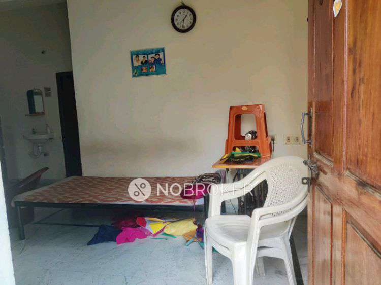 2 BHK Flat In Laxmipriya Residency For Sale  In Peerzadiguda