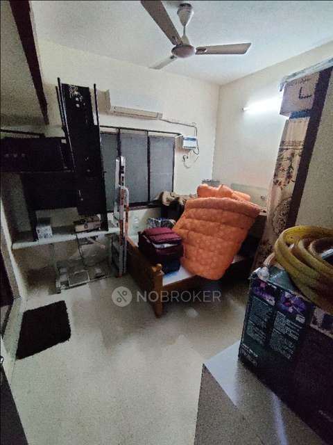 2 BHK Flat In Grandeurr Apartment For Sale  In Selaiyur