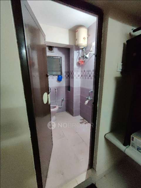 2 BHK Flat In Grandeurr Apartment For Sale  In Selaiyur
