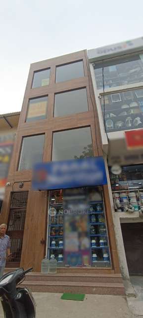 Office Space in Sector 52, Noida for Rent 