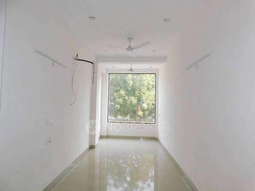 Office Space in Sector 52, Noida for Rent 