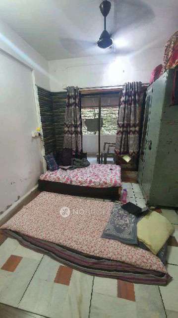 2 BHK Flat In Navratna Coop Society  for Rent  In Borivali East