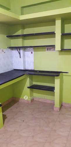 2 BHK Flat In Surya Apartments, Arumbakkam, Near Cmbt. for Rent  In Arumbakkam