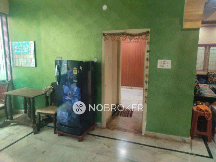 2 BHK Flat In Sai Towers For Sale  In Zahid Nagar 