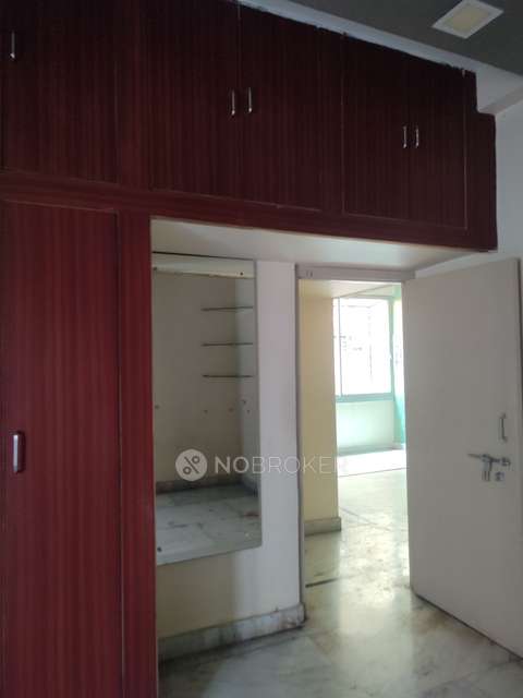 2 BHK Flat In Sai Towers For Sale  In Zahid Nagar 