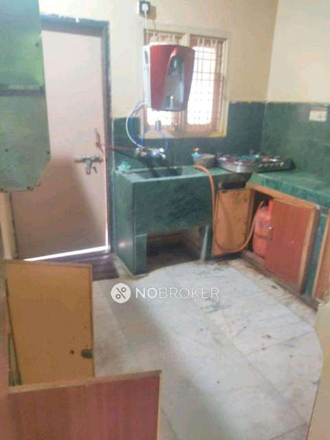 2 BHK Flat In Sai Towers For Sale  In Zahid Nagar 