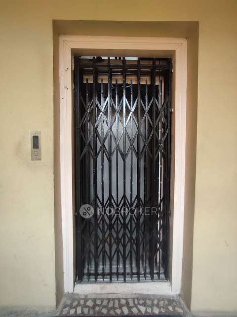 2 BHK Flat In Sai Towers For Sale  In Zahid Nagar 