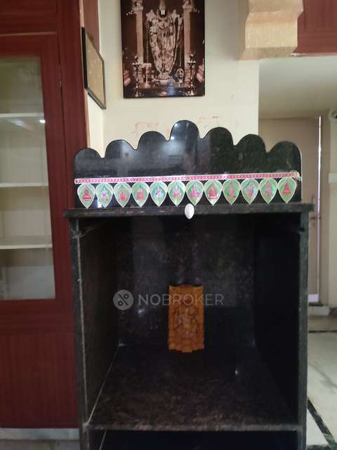 2 BHK Flat In Sai Towers For Sale  In Zahid Nagar 