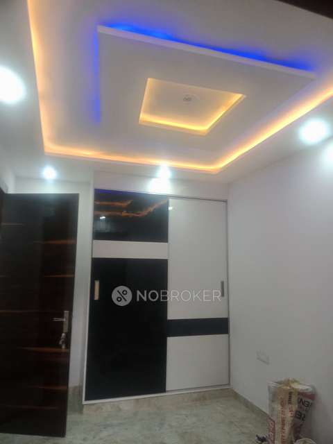 3 BHK Flat For Sale  In Rohini