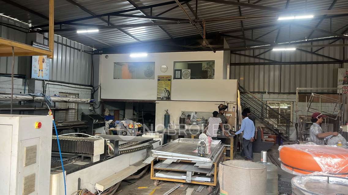 Godown/Warehouse in Thanisandra, Bangalore for Rent 