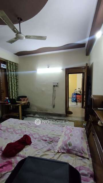 2 BHK Flat In Utc Aastha Apartment Building For Sale  In Rajendra Nagar Sahibabad