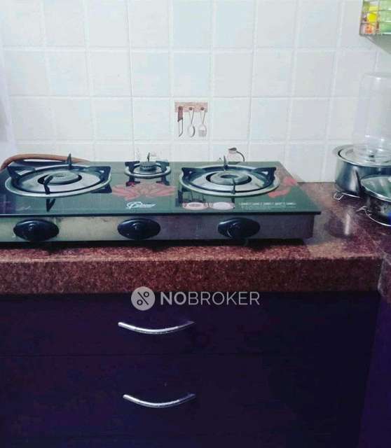 1 BHK Flat In Snehal Sadan For Sale  In Malad West