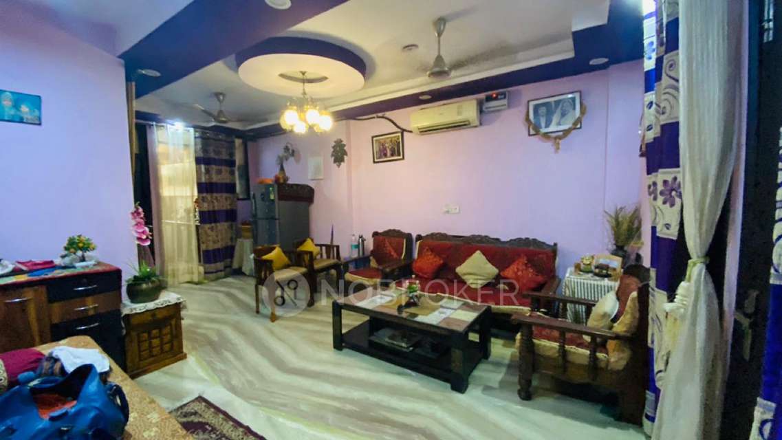 2 BHK Flat In Dr Builder For Sale  In Jitar Nagar, Krishna Nagar