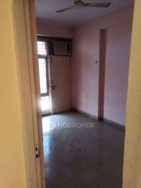 2 BHK Flat In Gaur Homes  For Sale  In Govindpuram