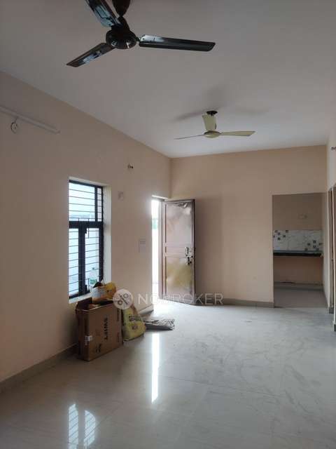 2 BHK Villa In Jaypee Greens Kensington Park Plot Phase 2  for Rent  In Sector 131