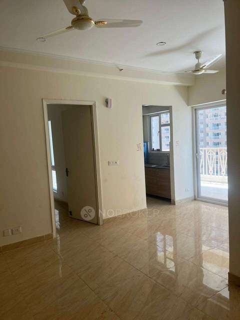 3 BHK Flat In Gaur 7th Avenue for Rent  In Nai Basti Dundahera