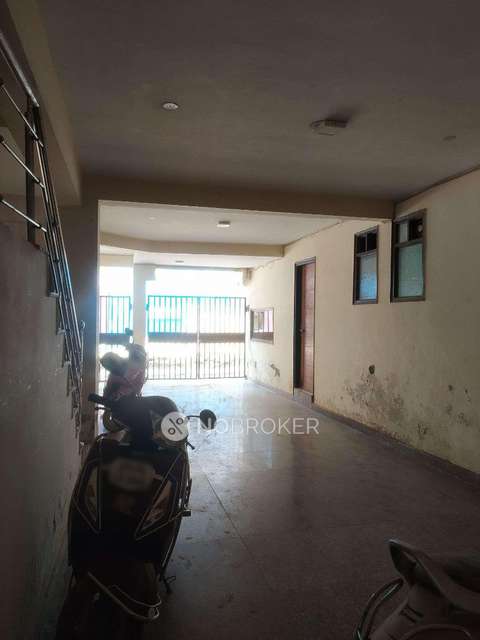 2 BHK Flat In Builder Floor For Sale  In Vasant Kunj Enclave