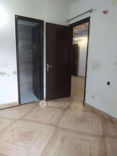 2 BHK Flat In Builder Floor For Sale  In Vasant Kunj Enclave