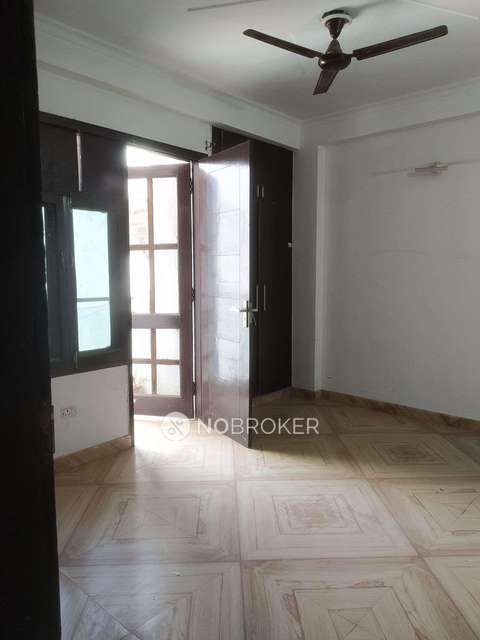 2 BHK Flat In Builder Floor For Sale  In Vasant Kunj Enclave