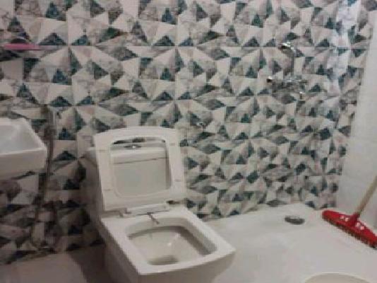 4 BHK Flat In Mohan Meakin Society For Sale  In Vasundhara