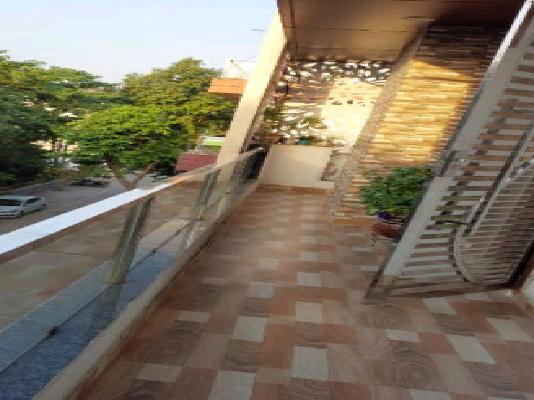 4 BHK Flat In Mohan Meakin Society For Sale  In Vasundhara