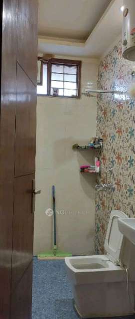 4 BHK Flat In Mohan Meakin Society For Sale  In Vasundhara