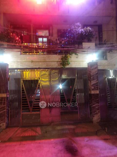 3 BHK Flat In New Gobind Pura For Sale  In Krishna Nagar