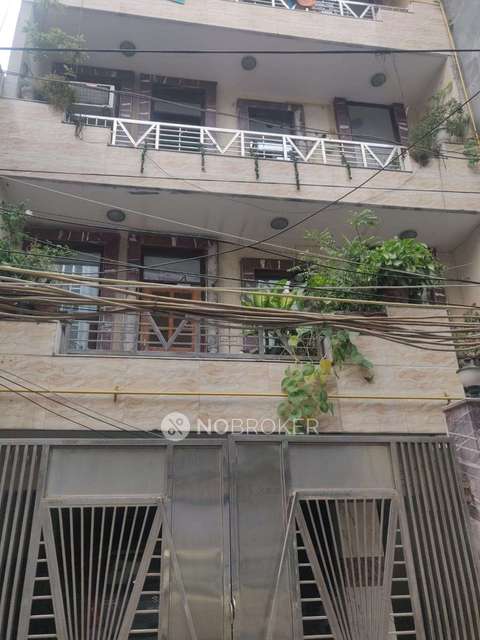 3 BHK Flat In New Gobind Pura For Sale  In Krishna Nagar