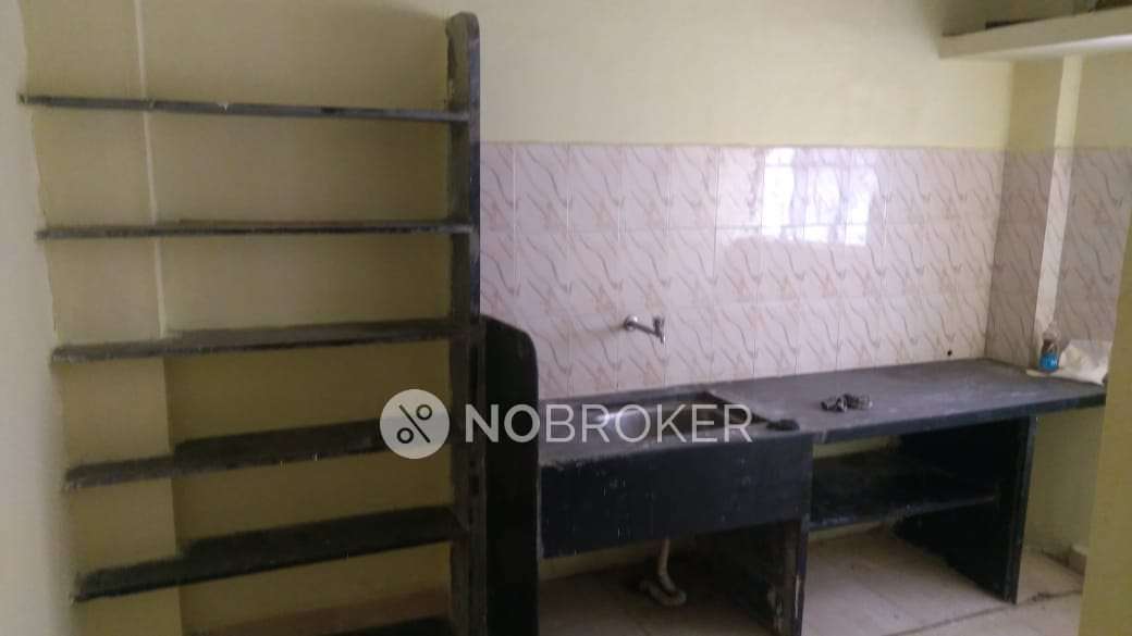 1 RK Flat for Rent  In  Fursungi  