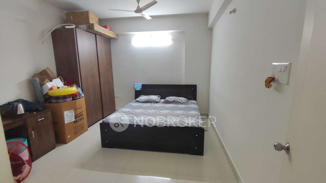 2 BHK Flat In Rr Village Pointe For Sale  In Manikonda