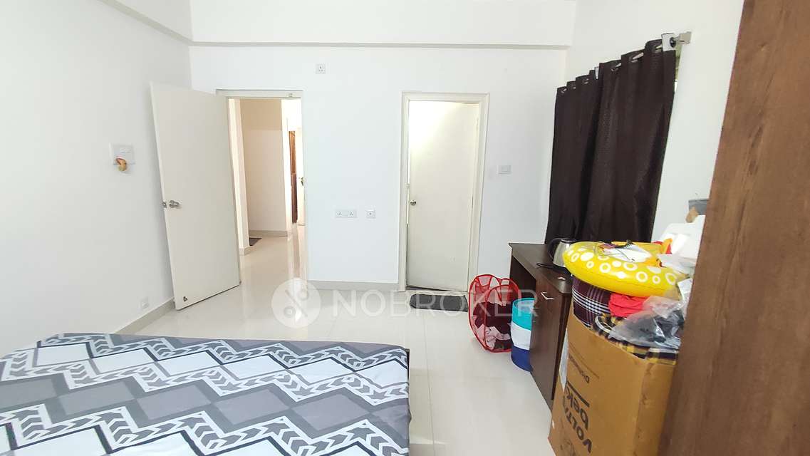 2 BHK Flat In Rr Village Pointe For Sale  In Manikonda