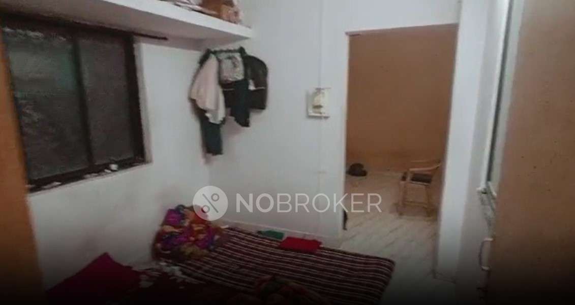 Single Room for Male In 2 BHK  In Mig 31 In Gokhalenagar
