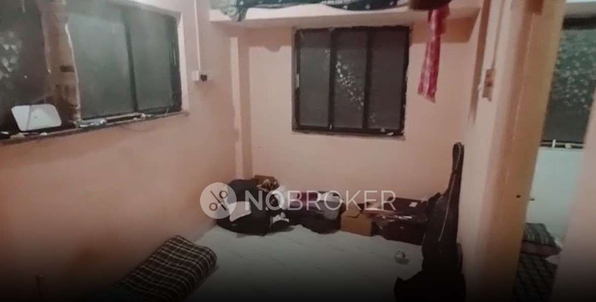 Single Room for Male In 2 BHK  In Mig 31 In Gokhalenagar