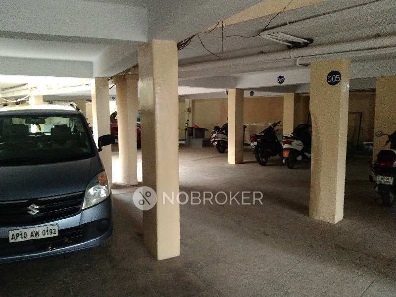 4 BHK Flat In Srinidhi Apartments For Sale  In Karkhana