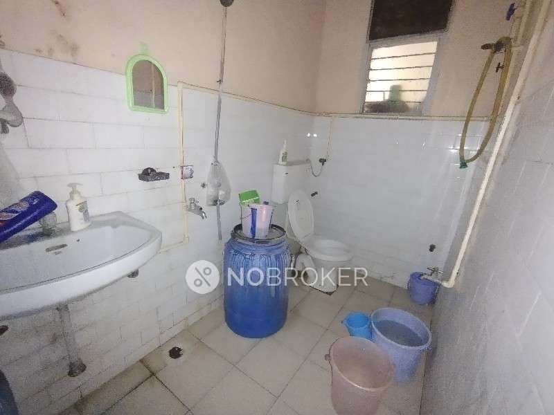 4 BHK Flat In Srinidhi Apartments For Sale  In Karkhana